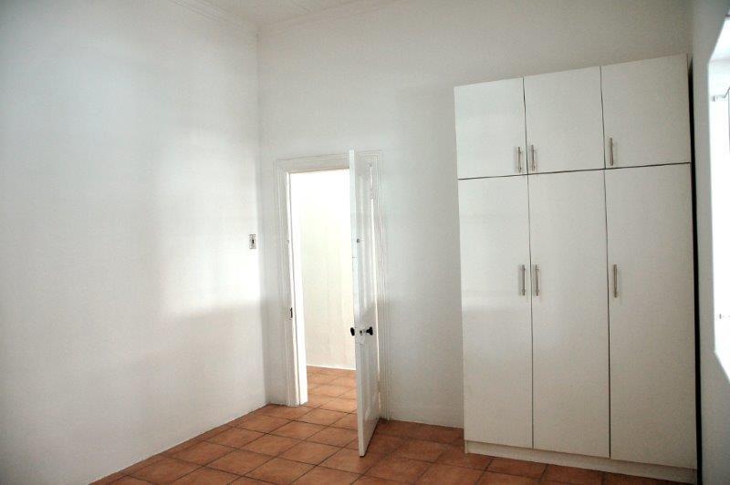 To Let 2 Bedroom Property for Rent in Woodstock Western Cape